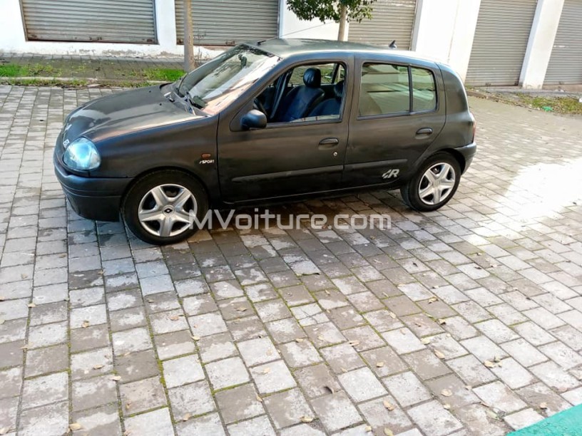 clio-2-med-2000-esons-12-jamess-accident-big-7